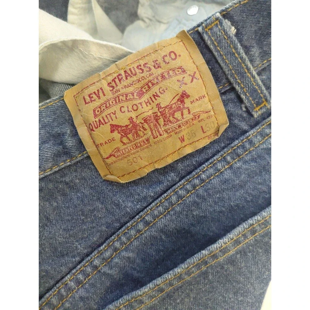 Levi’s 501 Men’s 36X30 501  (501-0115) Button Fly Dark Wash Red Tag Small E